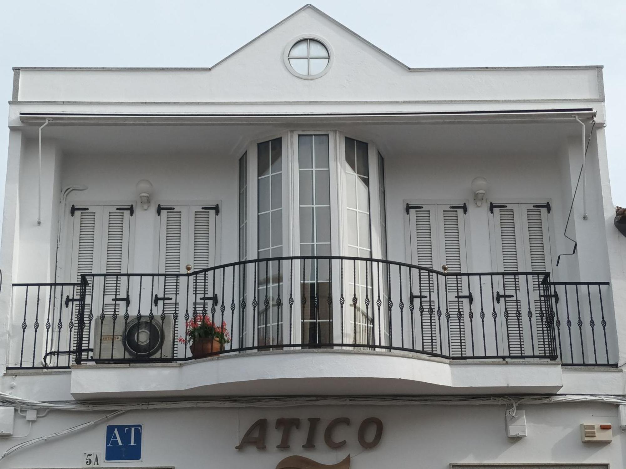 Atico * Calamonte